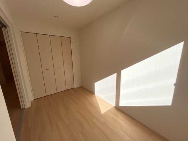 ��ʌ�����s�˒˓�S���ڂ̃A�p�[�g�̂��̑������E�X�y�[�X