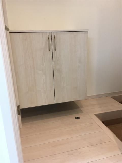 ��ʌ������s�����R���ڂ̃A�p�[�g�̌���