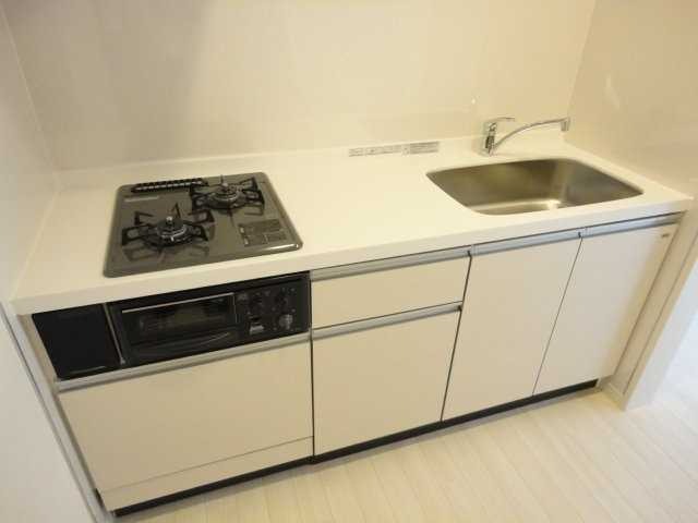 ��ʌ�����s�厚�ΐ_�̃A�p�[�g�̃L�b�`��