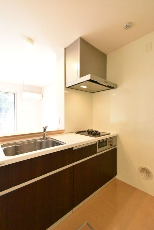 ��ʌ������s�ٓV�P���ڂ̃A�p�[�g�̃L�b�`��