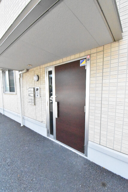 ��ʌ������s�ٓV�P���ڂ̃A�p�[�g�̃G���g�����X