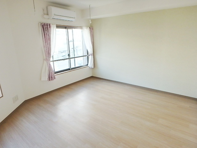 ��ʌ��������܎s��{����ؒ��P���ڂ̃}���V�����̋��ԁE���r���O