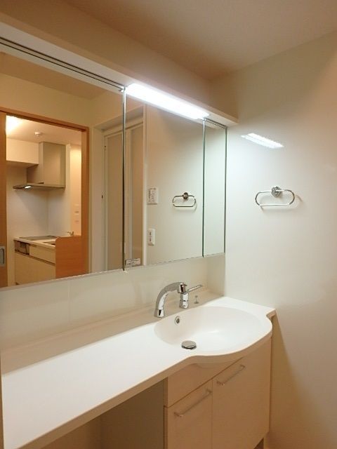 ��ʌ��������܎s�����擌��{�P���ڂ̃A�p�[�g�̐��ʏ�