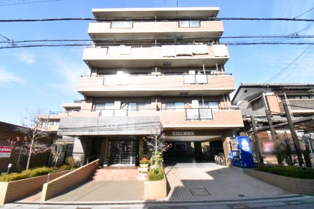 ��ʌ�����s�k����P���ڂ̃}���V�����̌����O��