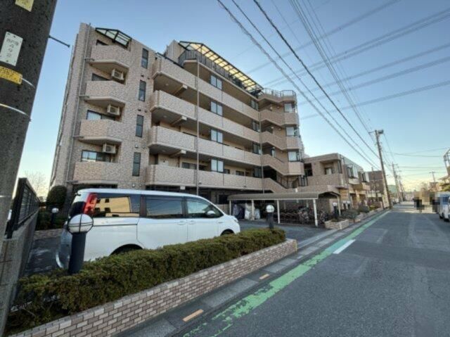 ��ʌ�����s�˒˂S���ڂ̃}���V�����̌����O��