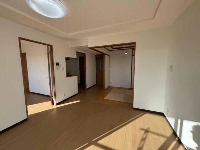 ��ʌ�����s�˒˂S���ڂ̃}���V�����̋��ԁE���r���O