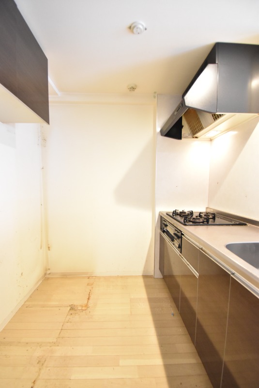 ��ʌ�����s�؂S���ڂ̃}���V�����̃L�b�`��