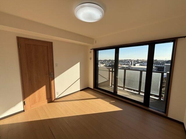 ��ʌ�����s�˒˂S���ڂ̃}���V�����̂��̑������E�X�y�[�X