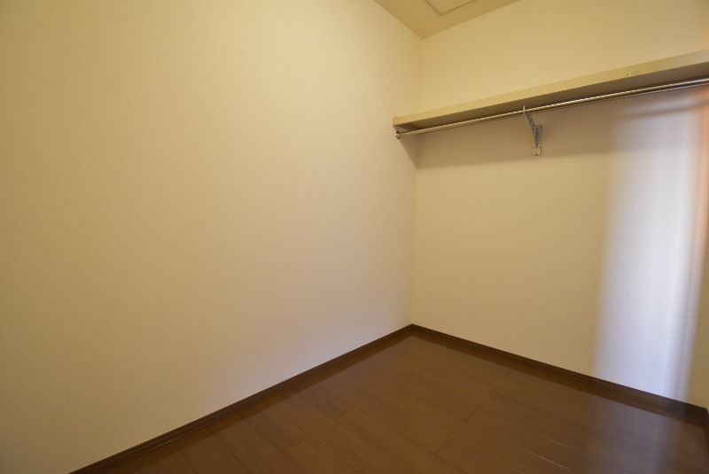 ��ʌ��������܎s�k����i���Q���ڂ̃A�p�[�g�̎��[