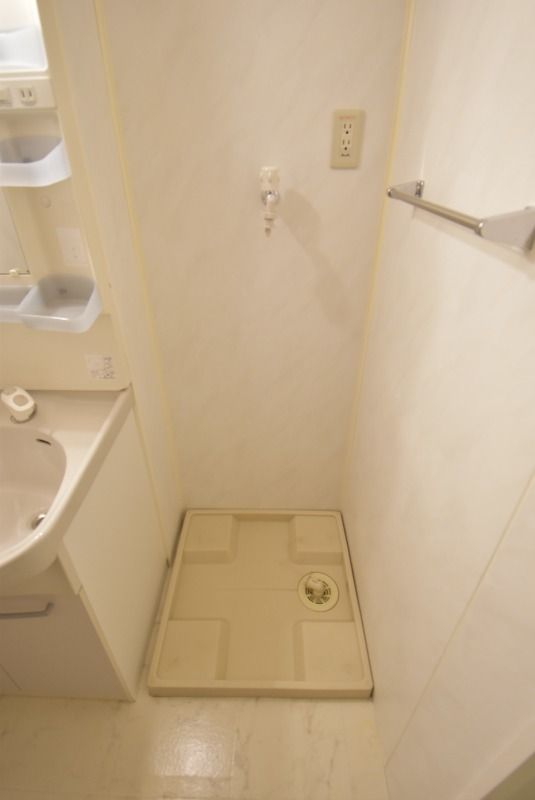 ��ʌ��������܎s�k����i���Q���ڂ̃A�p�[�g�̂��̑�