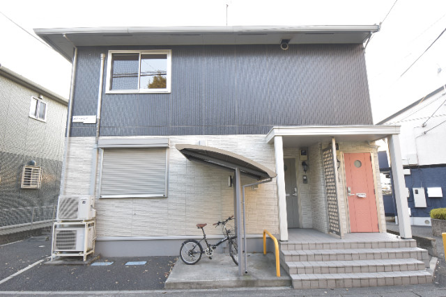 ��ʌ��������܎s�k����i���Q���ڂ̃A�p�[�g�̃G���g�����X