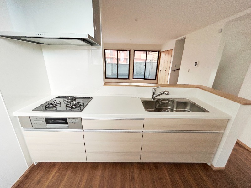 ��ʌ��������܎s��{�擌���Q���ڂ̈�ˌ��ẴL�b�`��