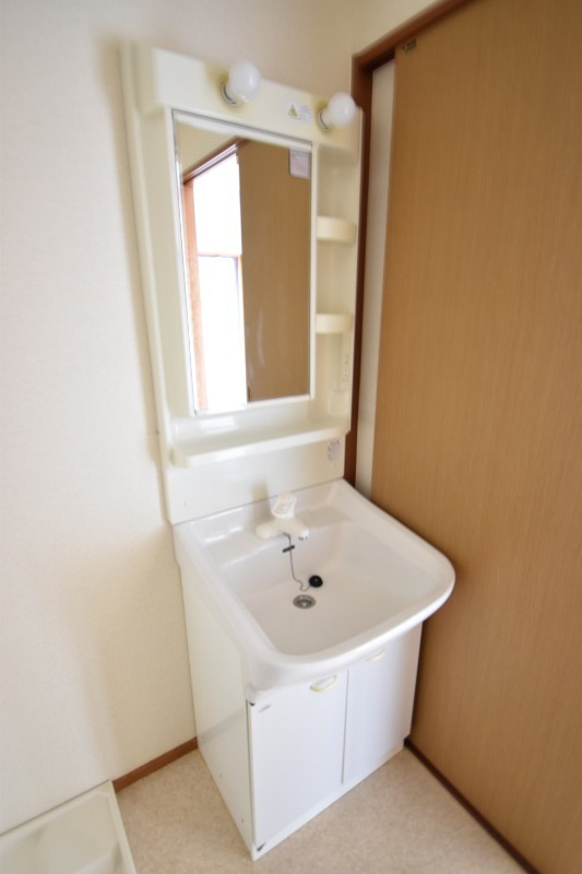 ��ʌ������s�����U���ڂ̃}���V�����̐��ʏ�