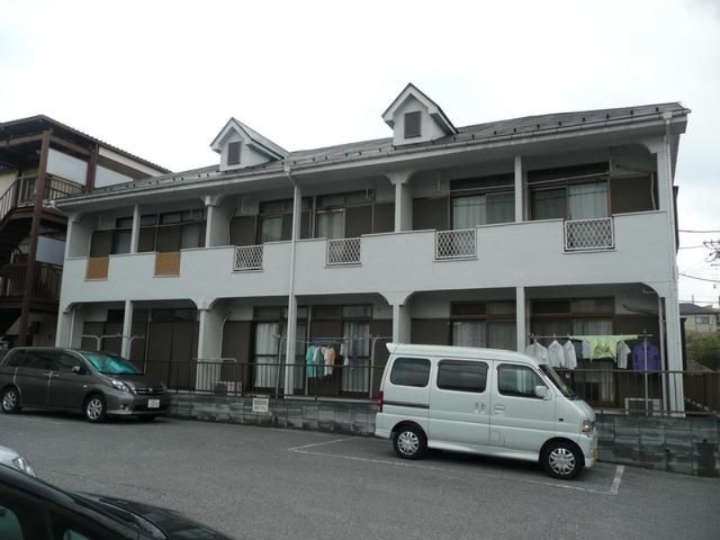 ��ʌ�����s����T���ڂ̃A�p�[�g�̌����O��