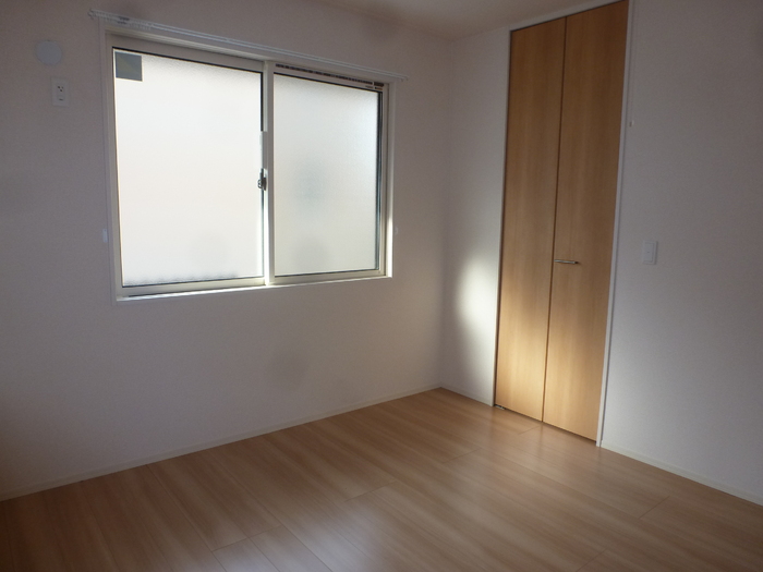 ��ʌ�����s�O�c�a�Q���ڂ̃A�p�[�g�̂��̑������E�X�y�[�X