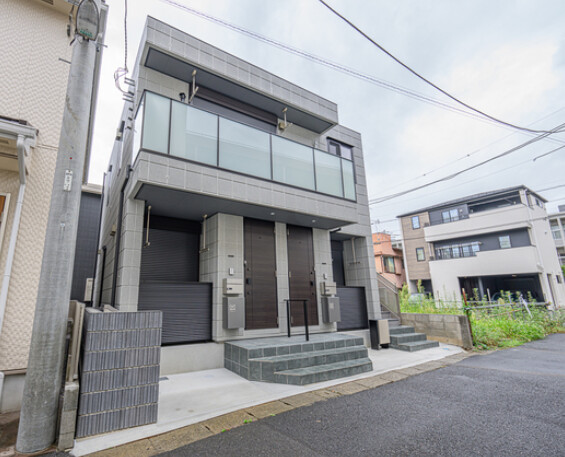 ��ʌ������s�����S����1-1�̃}���V�����̌����O��