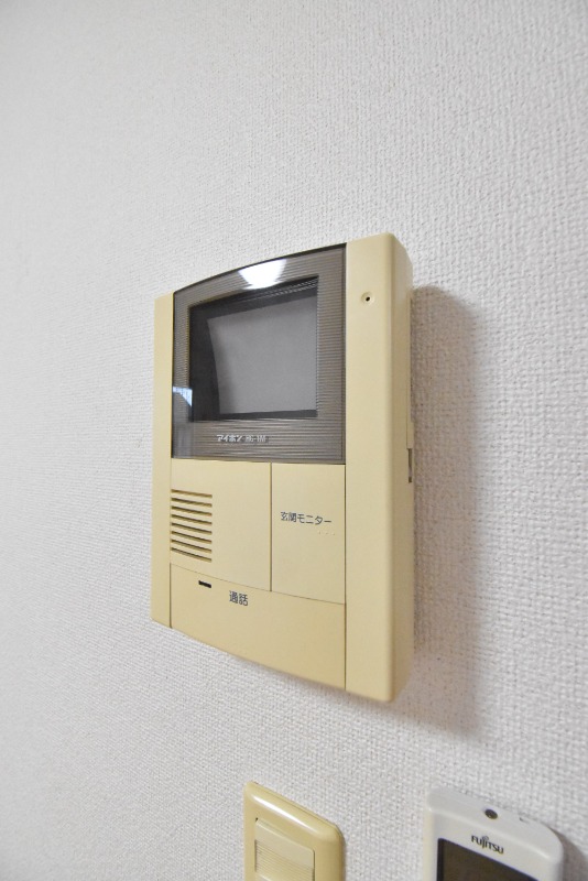 ��ʌ�����s�厚�ΐ_�̃A�p�[�g�̂��̑�