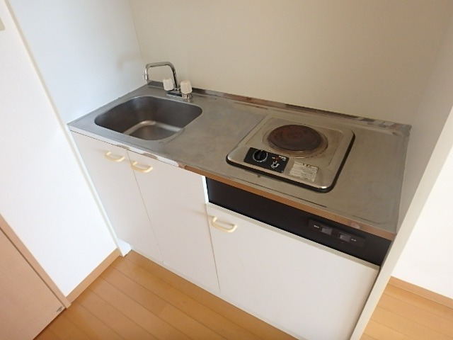 ��ʌ��������܎s�Y�a��̉ƂU���ڂ̃}���V�����̃L�b�`��