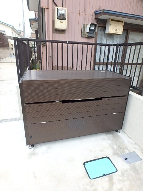 ��ʌ��������܎s��{��g�~���S���ڂ̃A�p�[�g�̂��̑�