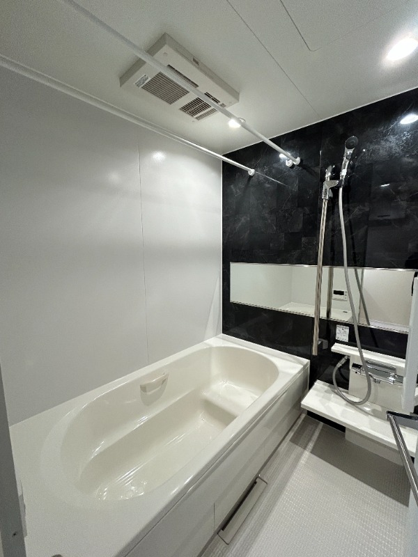 ��ʌ��������܎s��{��g�~���S���ڂ̃}���V�����̃o�X