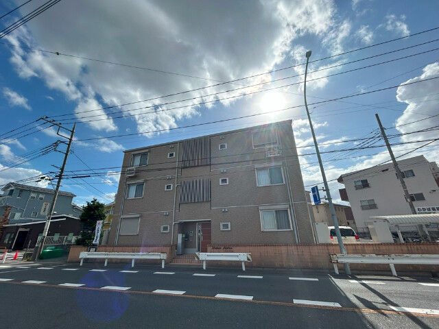 ��ʌ��������܎s�Y�a���؍�S����12-8�̃A�p�[�g�̌����O��