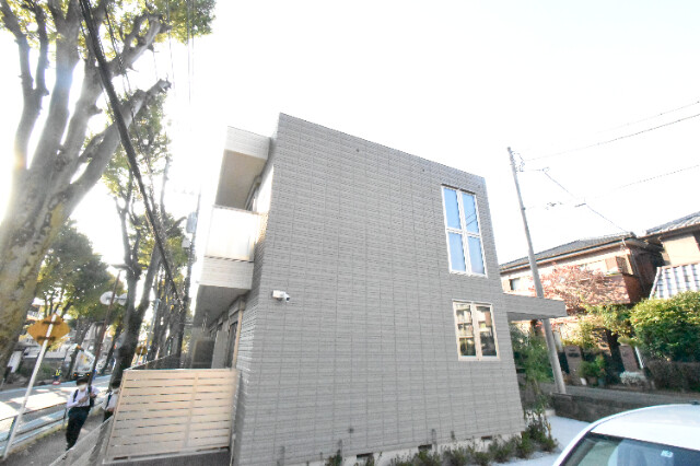 ��ʌ��������܎s������V�����Q����1-38�̃}���V�����̌����O��