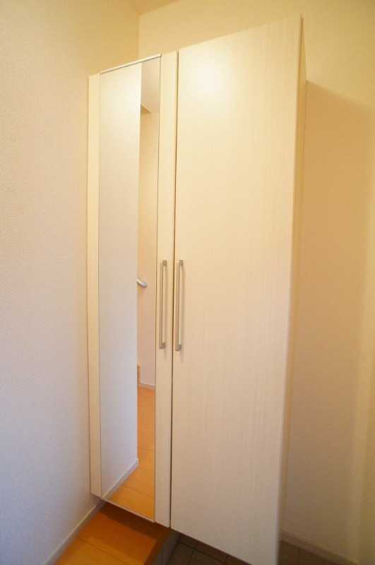 ��ʌ��k�����S�������厚�����̃A�p�[�g�̂��̑��ݔ�