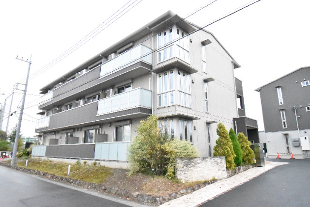 ��ʌ��z�J�s���C�N�^�E���V����2-4�̃A�p�[�g�̌����O��