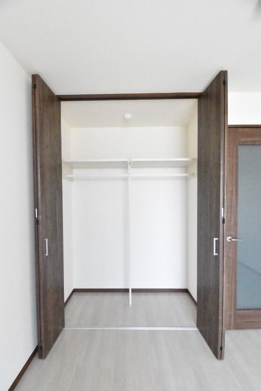 ��ʌ�����s�씵���J�P���ڂ̃}���V�����̎��[