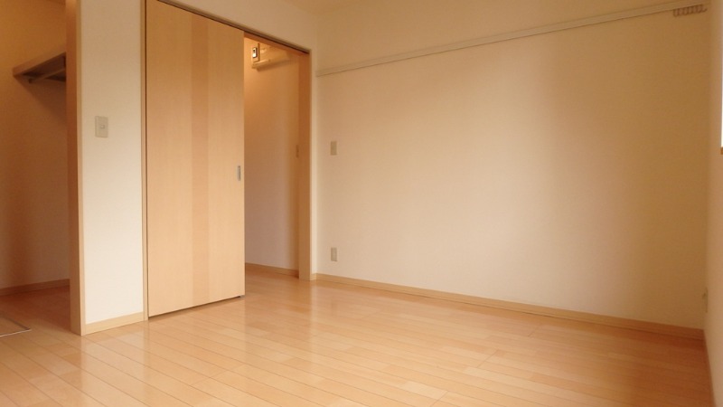 ��ʌ�����s�厚���s�̃A�p�[�g�̂��̑������E�X�y�[�X