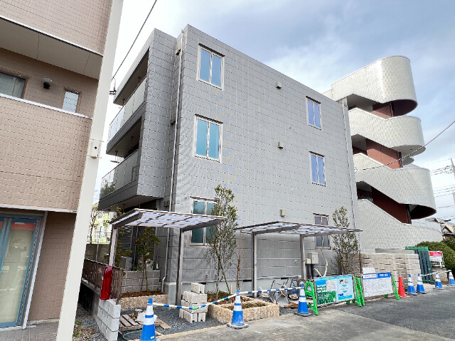 ��ʌ��������܎s�΋擌�Y�a�S����27-9�̃}���V�����̌����O��