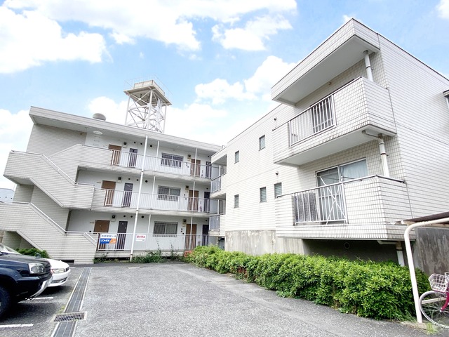 ��ʌ�����s�厚����2246-4�̃}���V�����̌����O��