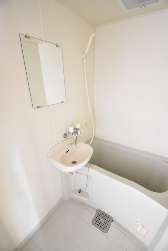 ��ʌ�����s�k����P���ڂ̃}���V�����̃o�X