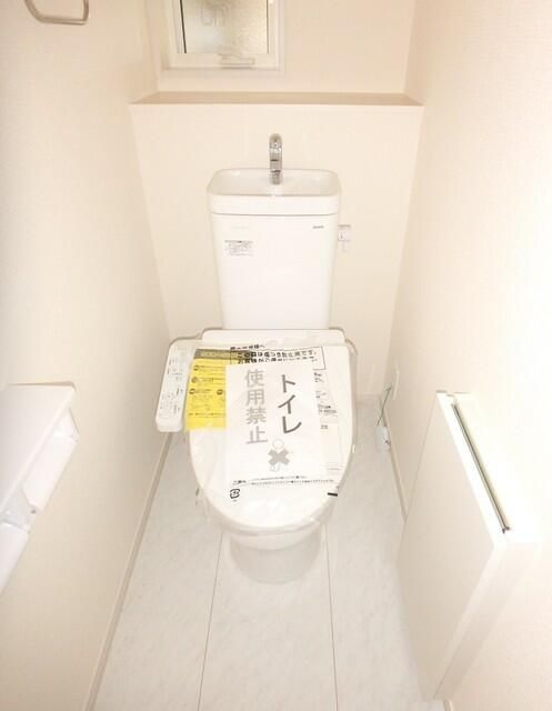 ��ʌ��������܎s��΋�{���Q���ڂ̈�ˌ��Ẵg�C��