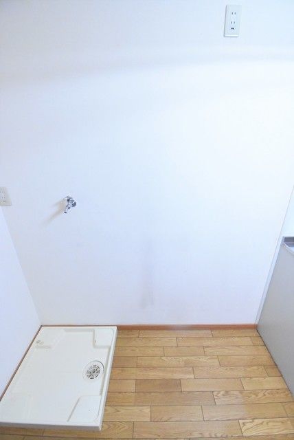 ��ʌ�����s�厚���̃A�p�[�g�̂��̑������E�X�y�[�X