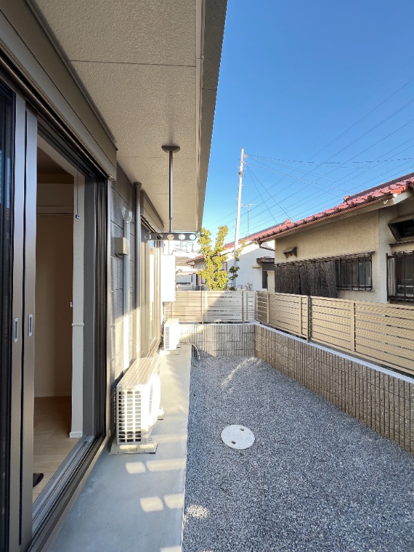 ��ʌ��g��s����Q���ڂ̃}���V�����̃o���R�j�[