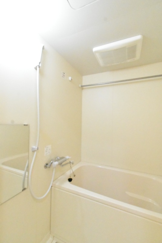 ��ʌ�����s������S���ڂ̃}���V�����̃o�X