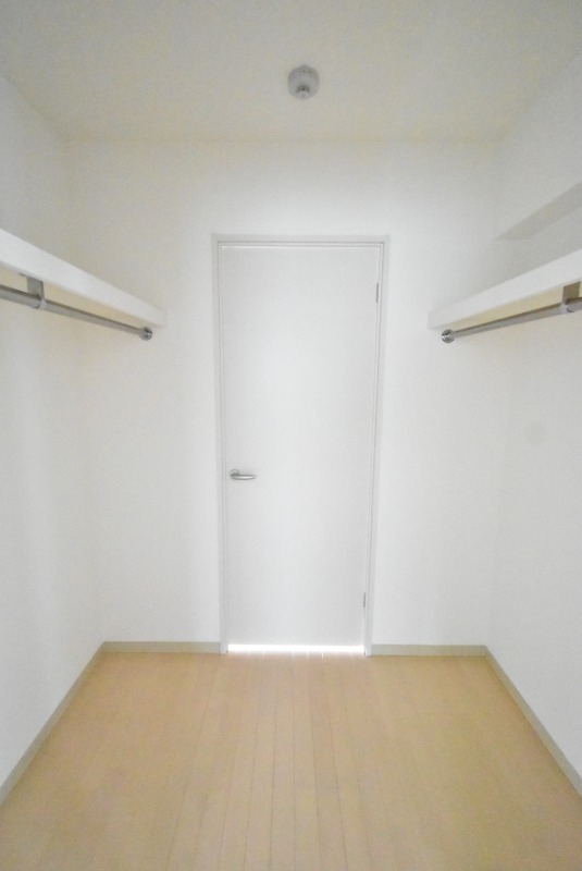 ��ʌ�����s������S���ڂ̃}���V�����̎��[