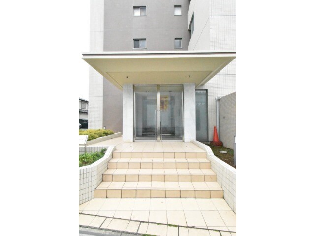 ��ʌ�����s������S���ڂ̃}���V�����̃G���g�����X