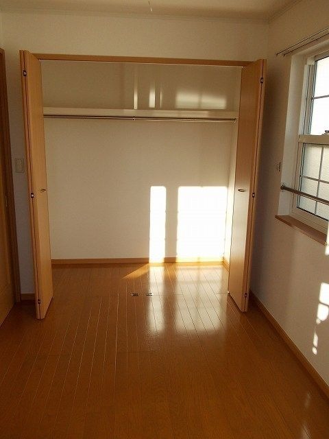 ��ʌ��������܎s�����擇���P���ڂ̃A�p�[�g�̂��̑������E�X�y�[�X