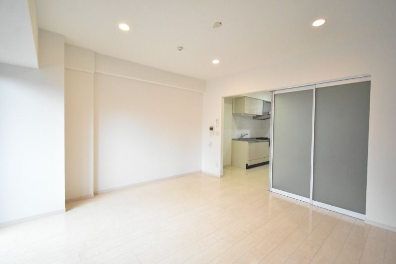 ��ʌ��������܎s��{����ؒ��Q���ڂ̃}���V�����̋��ԁE���r���O