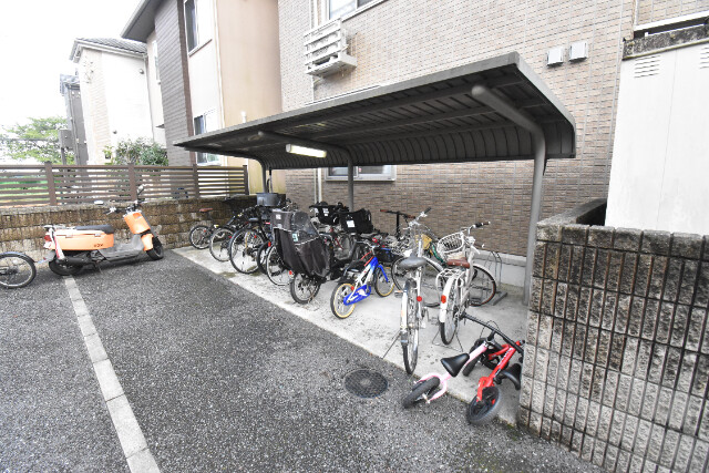 ��ʌ��������܎s�΋擌�Y�a�U���ڂ̃A�p�[�g�̂��̑�