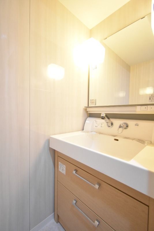 ��ʌ��������܎s��{����ؒ��Q���ڂ̃}���V�����̐��ʏ�