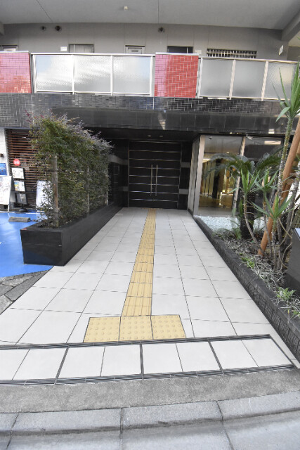 ��ʌ��������܎s��{����ؒ��Q���ڂ̃}���V�����̃G���g�����X