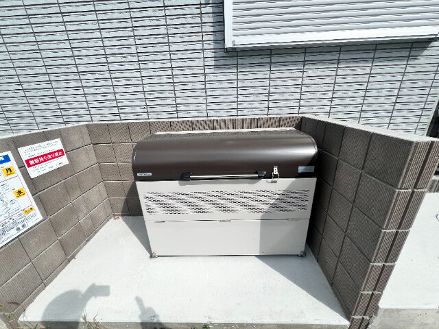 ��ʌ��������܎s��΋擌��΂Q���ڂ̃A�p�[�g�̂��̑�