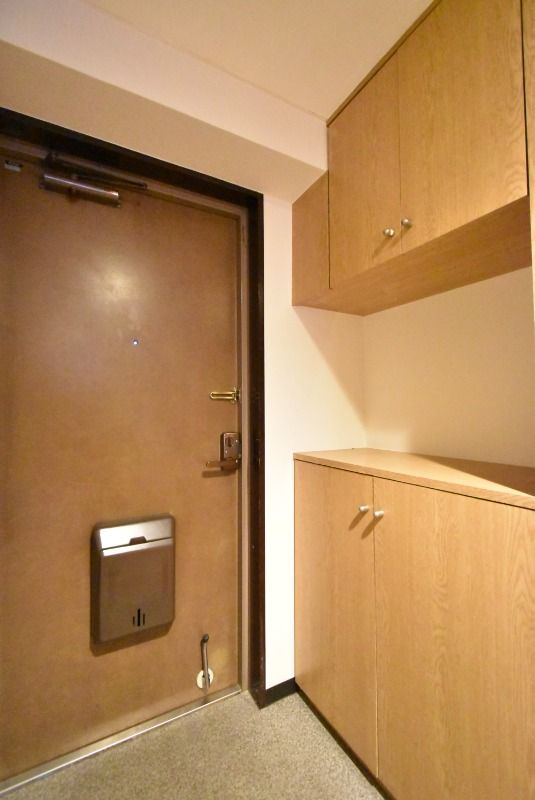 ��ʌ�����s�k����Q���ڂ̃}���V�����̌���