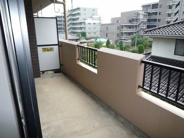 ��ʌ�����s�k����Q���ڂ̃}���V�����̃o���R�j�[