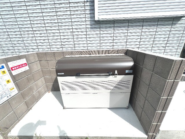 ��ʌ��������܎s��΋擌��΂Q���ڂ̃A�p�[�g�̂��̑�