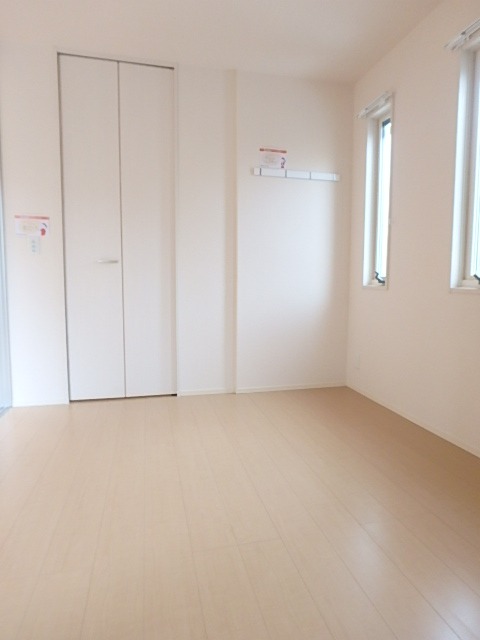 ��ʌ��������܎s�Y�a��̉ƂS���ڂ̃A�p�[�g�̂��̑������E�X�y�[�X