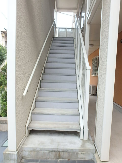 ��ʌ��������܎s�Y�a��ݒ��T���ڂ̃A�p�[�g�̃G���g�����X